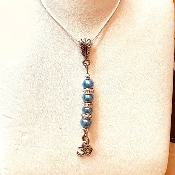 925 Sterling Silver Chain w/Blue Beads Crystal Rondelle’s & Om Charm Hand Made - Picture 1 of 13